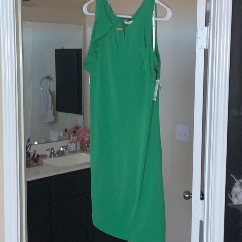 Kensie green cocktail dress